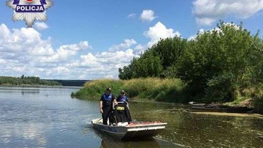Rower wodny wywrócił się na zalewie. Kierujący byli pijani