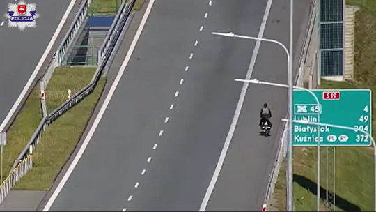 Rowerem po ekspresówce