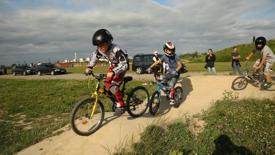 Rowerowe inwestycje w Lublinie. Przygotowują miejsca pod wypożyczalnie, BikePark opóźniony