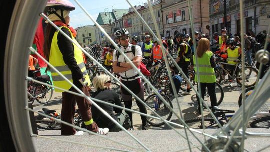 Rowerzyści świętują Dzień Europy. Piknik nad zalewem