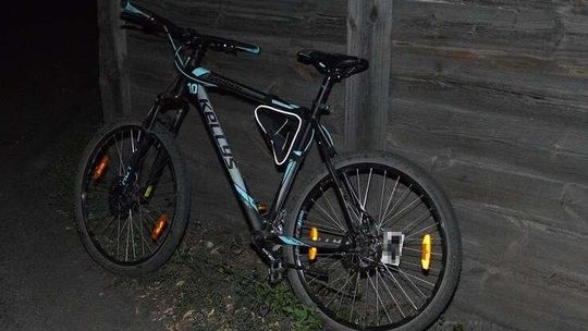 Rowerzysta wjechał w rowerzystę. 26-latek ranny