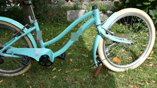 Rowerzystka miała pierwszeństwo, ale kierująca volkswagenem jej nie zauważyła