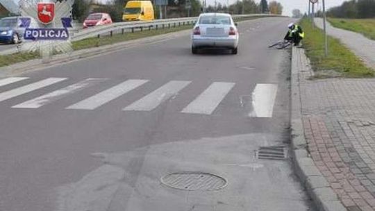 Rowerzystka potrącona na przejściu dla pieszych