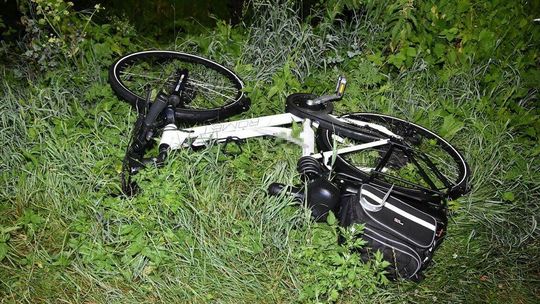 Rowerzystka zderzyła się z sarną