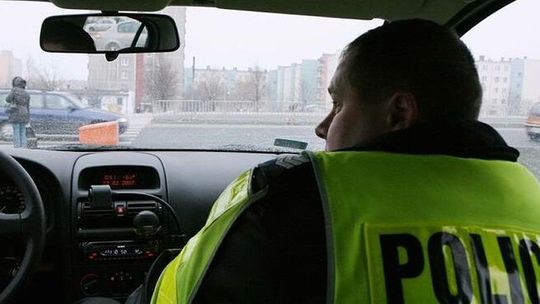 Rozbił samochód. Ze strachu przed ojcem próbował oszukać policję