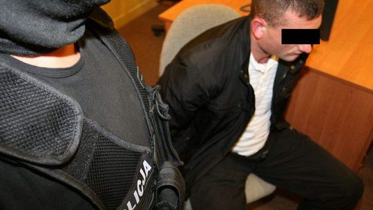 Rozbili gang prowadzący agencje towarzyskie. Kierowało nim małżeństwo z Lublina
