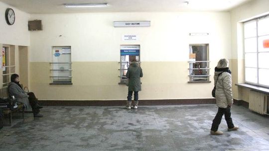 Rozbiorą dworzec w Puławach i zbudują nowy. Dwie firmy są chętne