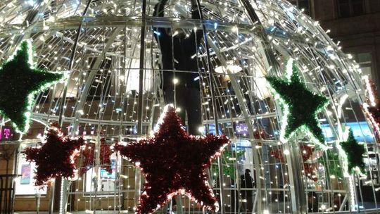 Rozbiorą Mikołaja z ciuszków komercji. Nowe pomysły na święta