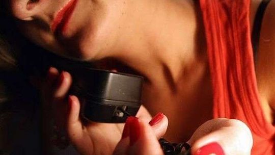 Rozdzwoniły się telefony stacjonarne. Uważaj, to oszuści!