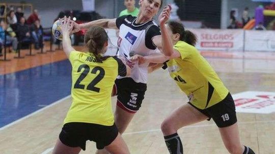 Rozgrywki piłkarek ręcznych będą mieć formułę ligi zawodowej