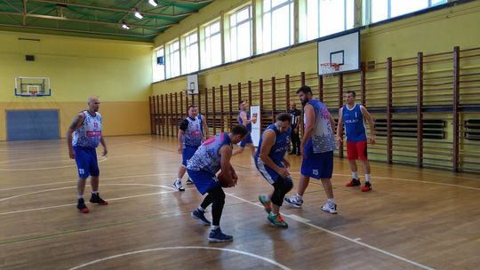 Rozgrywki Pod koszami Dziennika Wschodniego: Totalna dominacja 4-tego Piętra