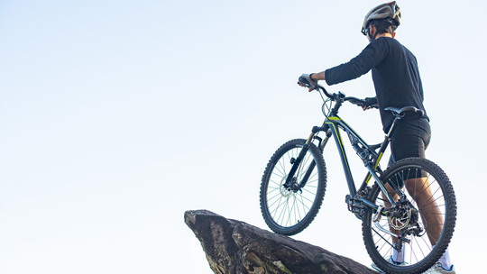 Rozmiar ramy i kół – jak dobrać rower damski do wzrostu i stylu jazdy?