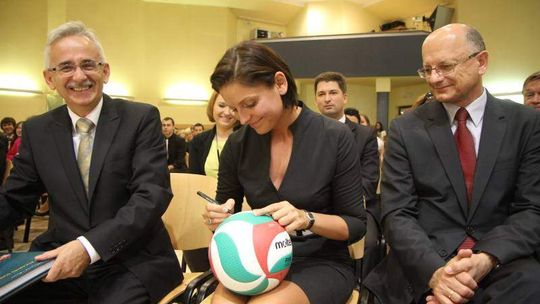 Rozpoczęcie roku szkolnego w Lublinie: Minister Mucha w ZS nr 5