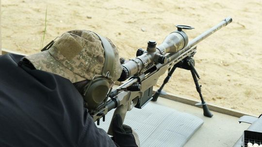 Rozstrzelaj raka z "kałacha". Piknik strzelecki na rzecz chorego na nowotwór