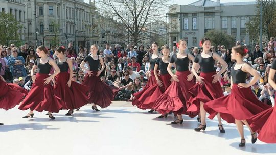 Roztańczony plac Litewski. Była specjalna okazja. Galeria zdjęć