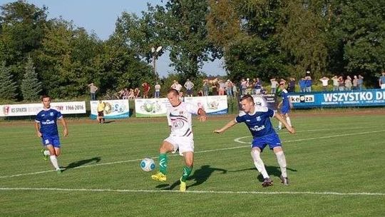 Ruch Izbica – Sparta Rejowiec Fabryczny 3:7. Urodzaj strzelecki w chełmskiej okręgówce