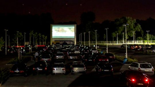 Rusza kino samochodowe. Dwa filmowe seanse
