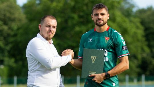 Rusza nowy sezon w III lidze. Wieczysta Kraków wielkim faworytem i ciekawe transfery naszych drużyn Rusza nowy sezon w III lidze. Wieczysta Kraków wielkim faworytem i ciekawe transfery naszych drużyn