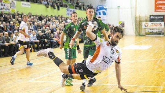 Rusza pierwsza liga piłki ręcznej. Trio z regionu wchodzi do gry
