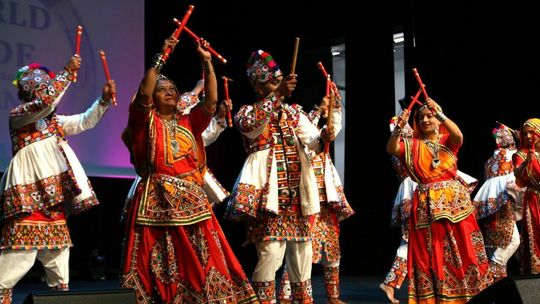 Ruszył World Wide. Orientalny folklor w Puławach. Zdjęcia, wideo 