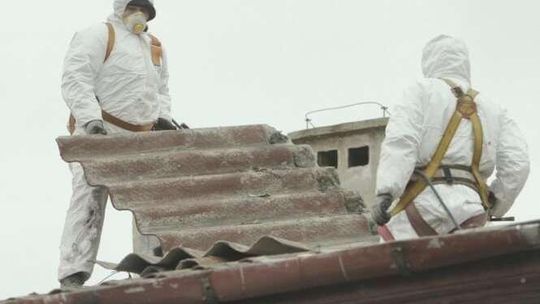 Ruszyła bezpłatna wymiana azbestowych dachów. Pierwszy taki program w woj. lubelskim