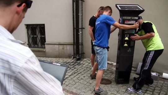 Ruszyła wymiana parkomatów w Lublinie. Będzie można płacić kartą, ale od 1 lipca