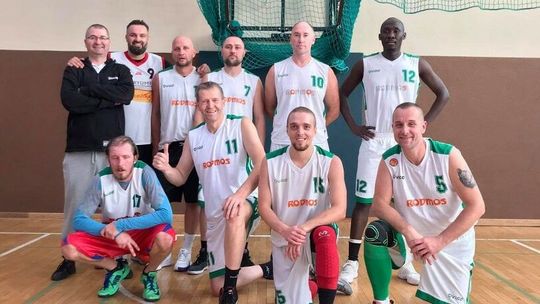 Ruszyły rozgrywki największej koszykarskiej ligi amatorskiej -  LNBA