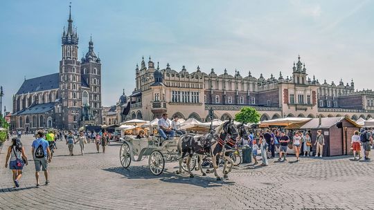 Rynek nieruchomości w Krakowie przyciąga kupujących z Lubelszyczny. Mieszkania i domy nie tracą na popularności
