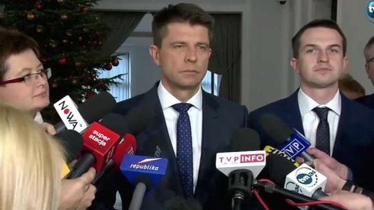 Ryszard Petru tłumaczy się z sylwestrowego wyjazdu