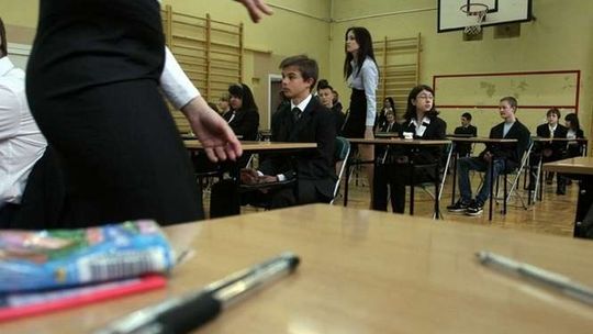 Rząd odłoży reformę edukacji? MEN zaprzecza 