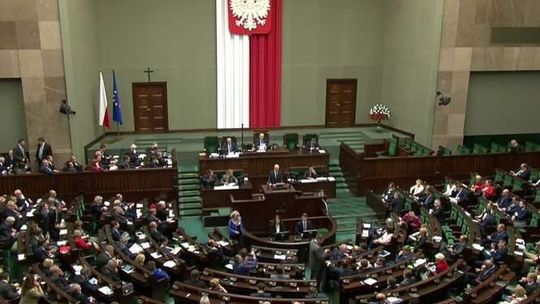 Rząd PiS ocenia rząd PO-PSL. A jaką ty wystawiłbyś ocenę politykom? Zagłosuj