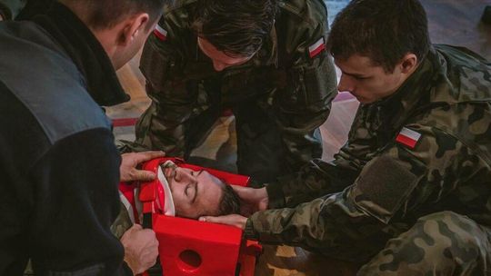 Rząd szykuje Polaków do obrony cywilnej. "Musimy być gotowi na każdy scenariusz"