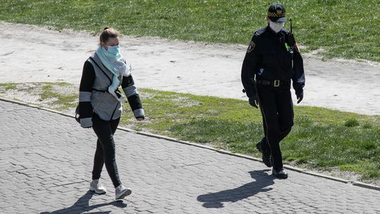 Rzecznik rządu: Zakrywanie ust i nosa to nie jest duży trud, to kwestia odpowiedzialności