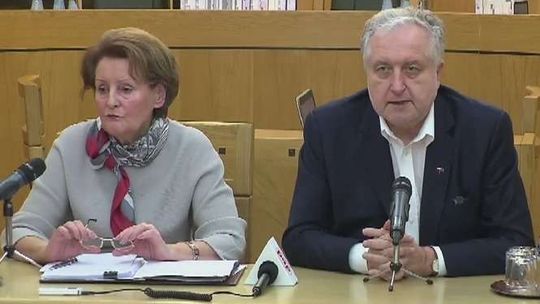 Rzepliński: Włączyłem do grupy orzekającej sędziów wybranych 2 grudnia