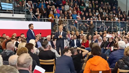 Rzucał jajkami w Tuska. Ukarała go policja 