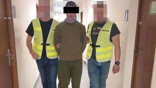 Rzucił się z tłuczkiem na przechodnia. Odpowie za usiłowanie zabójstwa