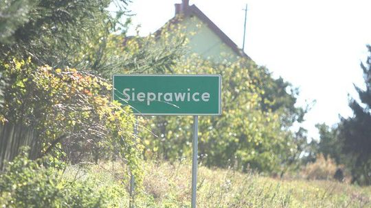 S17: Drogowcy zepsuli wodociąg i odjechali. Wieś została bez wody