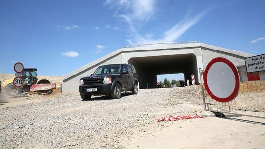 S17: Na Sikorówkę pod wiaduktem