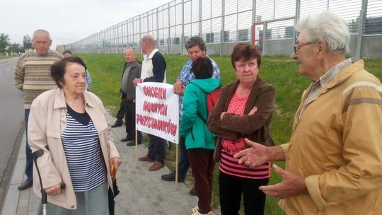 S17. Protest mieszkańców Kalinówki na serwisówce