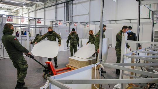 Są już łóżka. Coraz bliżej uruchomienia "ostatniej linii obrony" w Lublinie