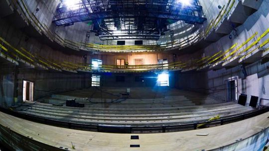 Sala Operowa wygląda coraz okazalej. Trwa budowa CSK