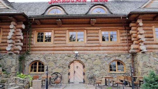 Salmonella na weselu, właściciel restauracji dostał mandat. Czym się zatruli goście?