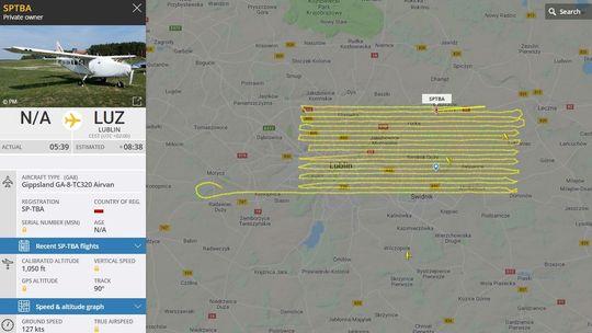 Samolot krąży nad Lublinem i okolicami. O co chodzi?