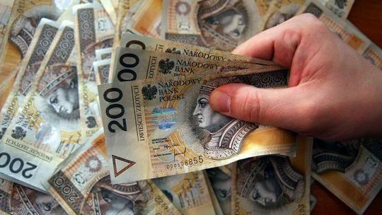 Samorząd dotuje parafię. Radny: Czy to zgodne z prawem? 