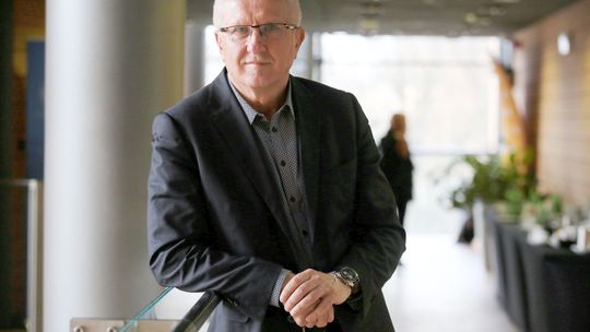 Samorządy w finansowych tarapatach przez zmiany podatkowe. Albo nie sfinansują oświaty, albo zatrzymają inwestycje