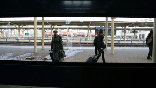 Sanepid przed Euro 2012: Dworce trzeba odmalować