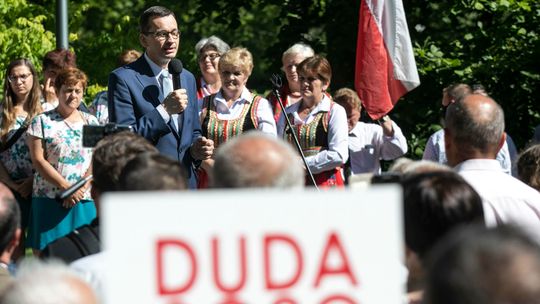 Sasin drukował karty i chciał wyborów kopertowych. Prokuratura ma zbadać co zrobił burmistrz Bełżyc