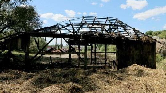 Scenografia poszła z dymem. Dziś ostatni dzień zdjęć do "Wołynia" w skansenie