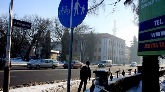 Ścieżki rowerowe w Zamościu są za ciasne i źle oznaczone