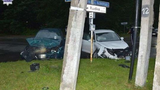 Seat zderzył się z fordem. 3-latek trafił do szpitala